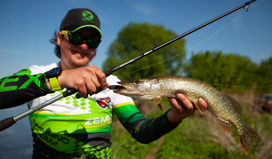 Shore jig fishing-classic style